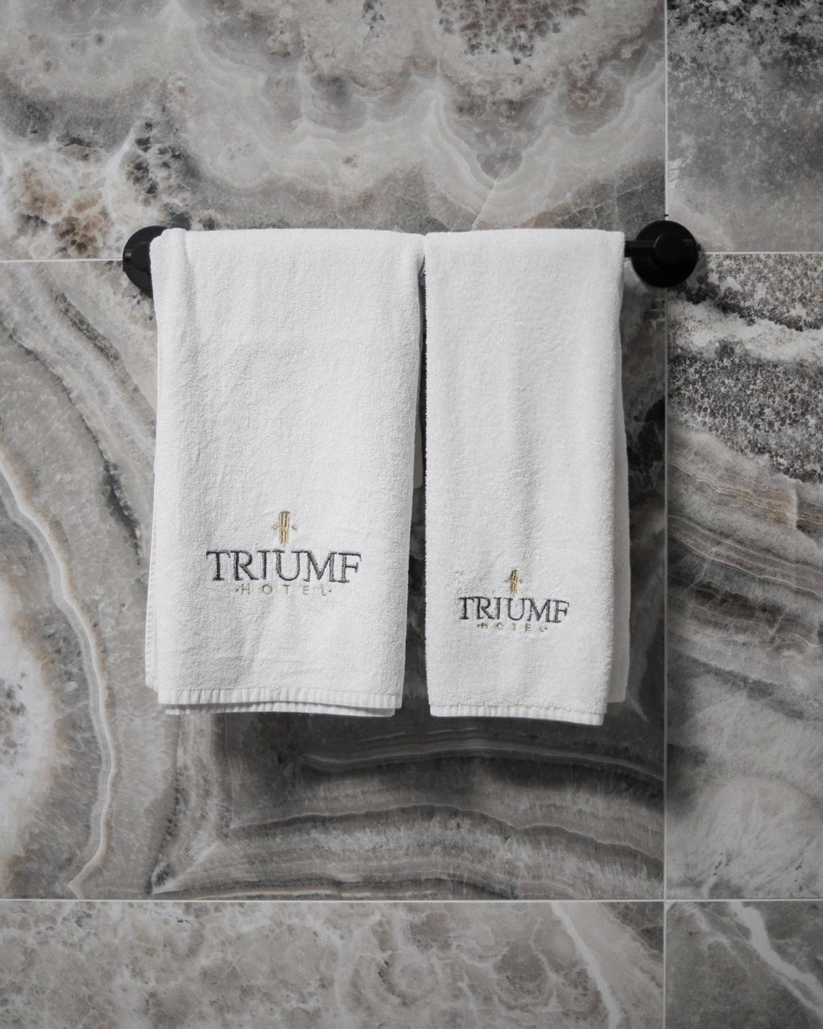Triumf Hotel Призрен Экстерьер фото